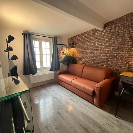 Petit Dupleix Atypique Porte Maillot F3 * Parigi